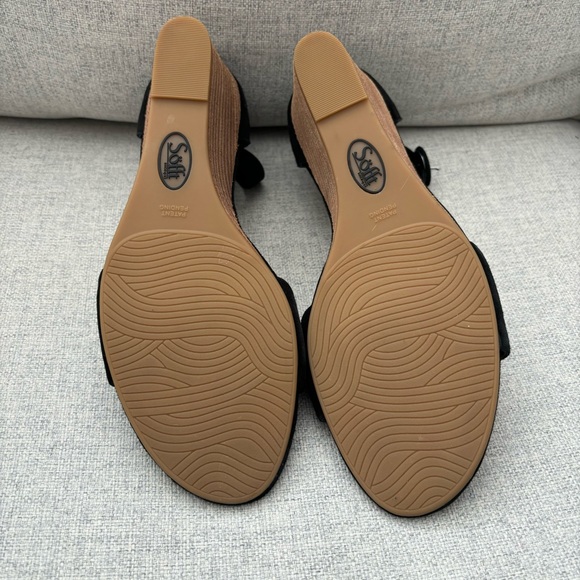 Sofft | NEW Black Suede Wedge Sandal - Size 9.5 - Picture 4 of 4